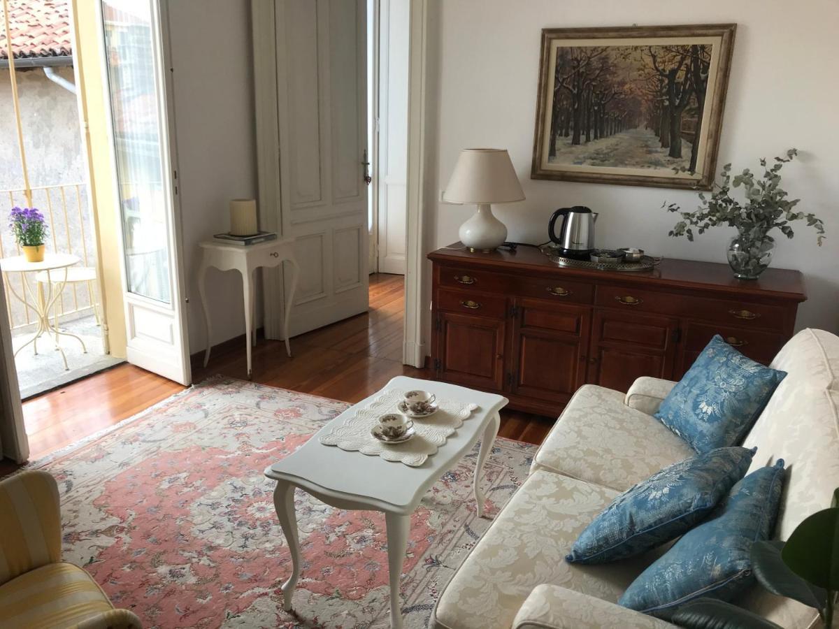 A Due Passi Dal Duomo Hotell Biella Exteriör bild
