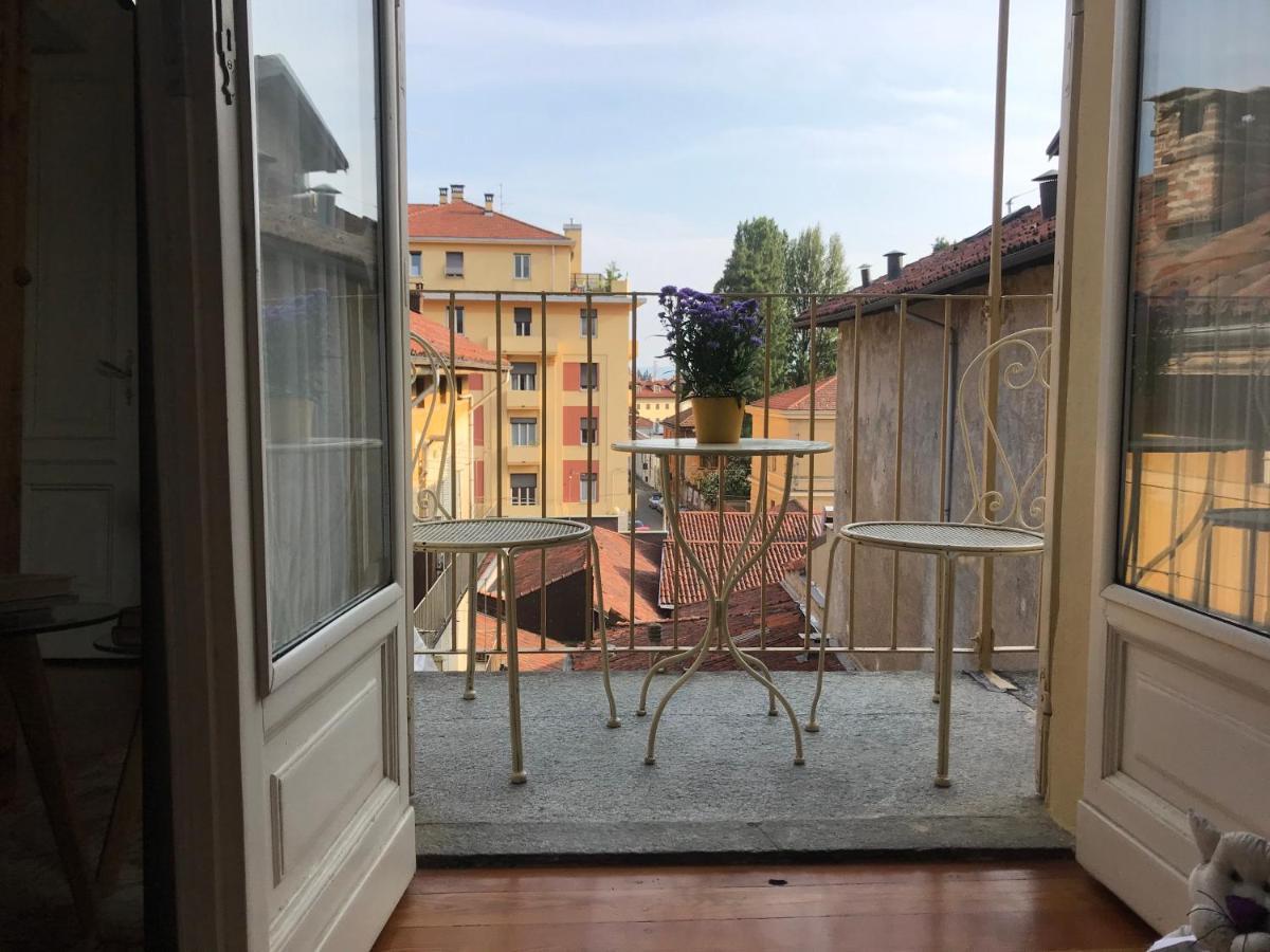 A Due Passi Dal Duomo Hotell Biella Exteriör bild