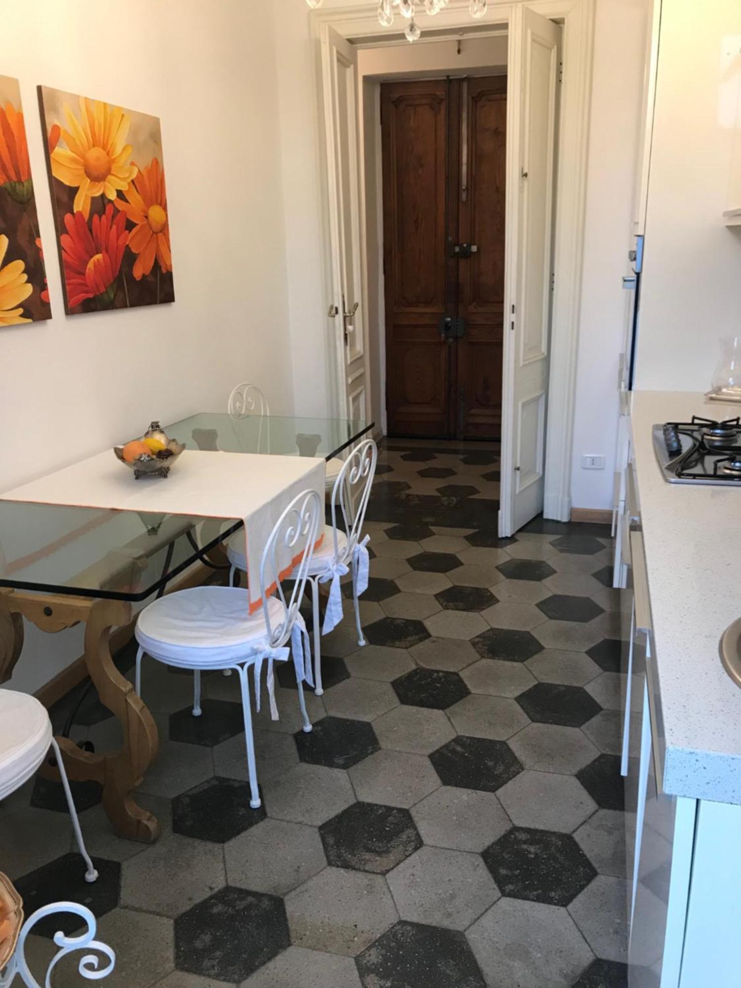 A Due Passi Dal Duomo Hotell Biella Exteriör bild